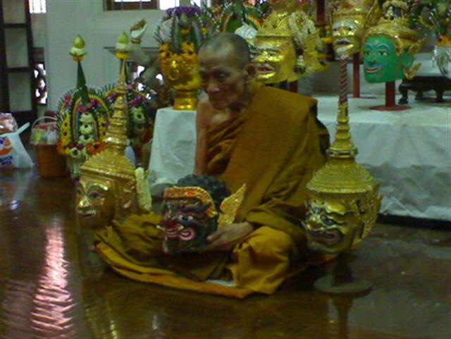 1198419152_tour (Small).jpg 1198419152_tour (Small).jpg