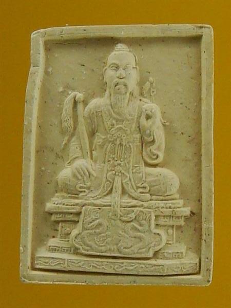 DSC09907 (Custom).JPG