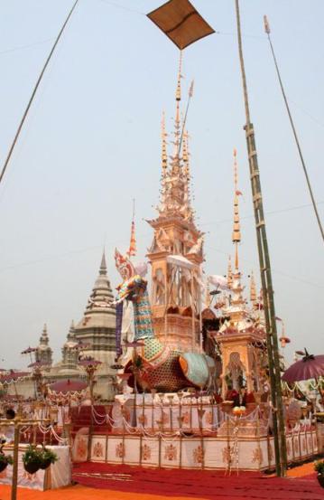 ครูบาผัด.jpg