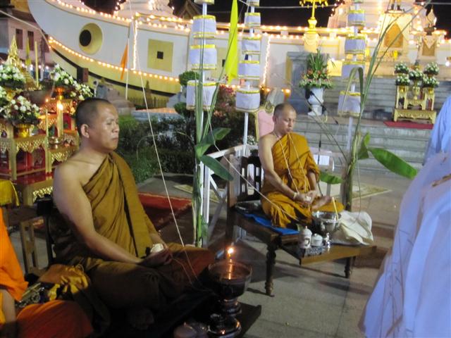 วัดป่าโมกข์ (Small).jpg