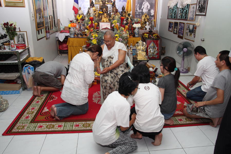 New Year Bath_JPG003.jpg