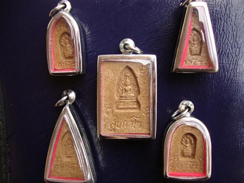 indexCAKU4MNX (Medium).jpg